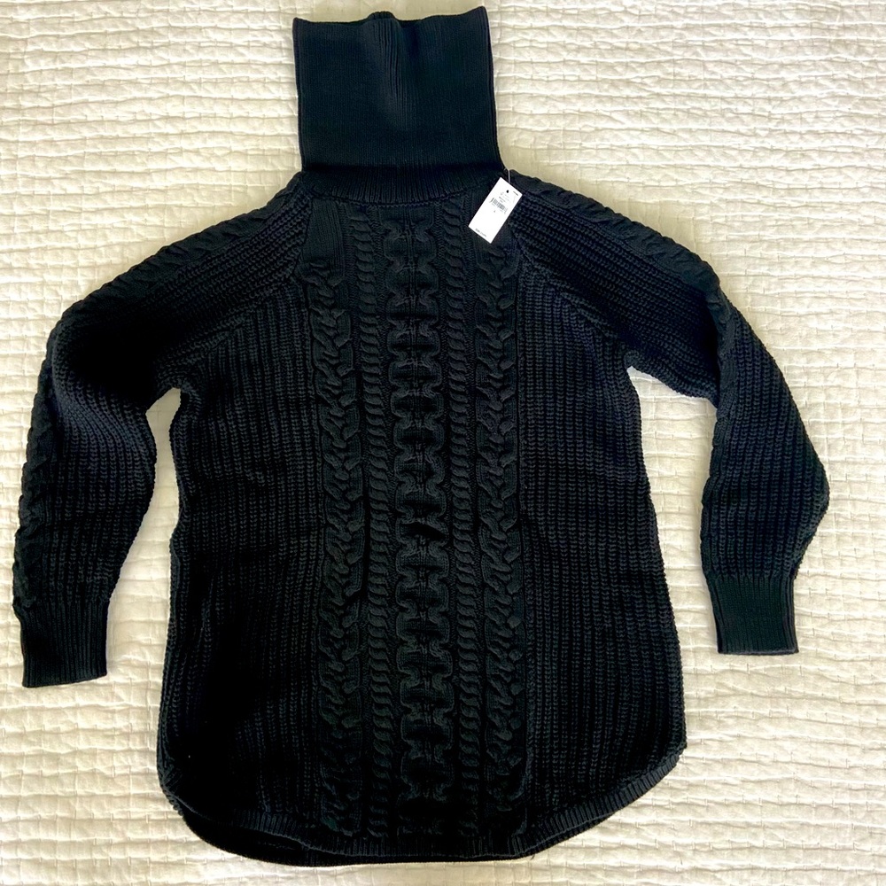 Gap Maternity Black Turtleneck Sweater. Brand New with tags. Size Large